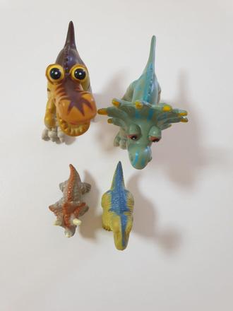 Dinosauri 4ks, 