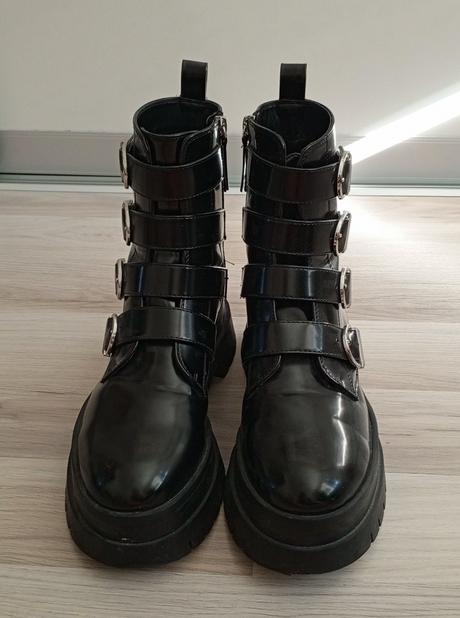 Dámske členkové topánky na platforme, bershka,40