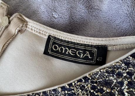 Omega béžové púzdrové šaty s koženkovým pásom, l