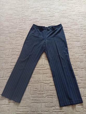 Nohavice spoločenské tmavo modré prúžkové, 46