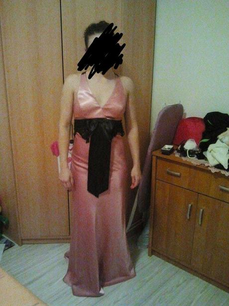 Spoločenské šaty, 36