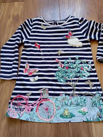 Krásne šaty v 104, 104