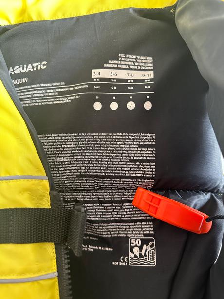 Plávania vesta aquatic, 
