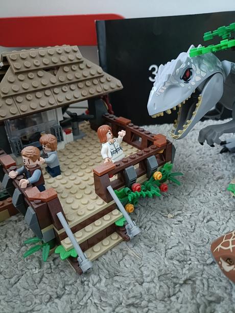 Lego jurassic world 75941,