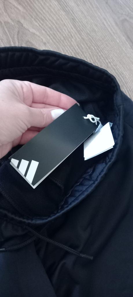 Dievčenská teplakova súprava vel.170, adidas,170