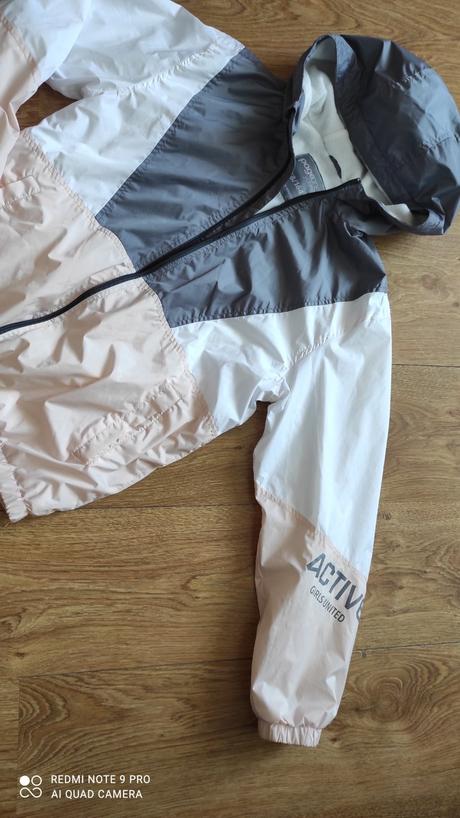 Prechodna športová bunda, takko,158