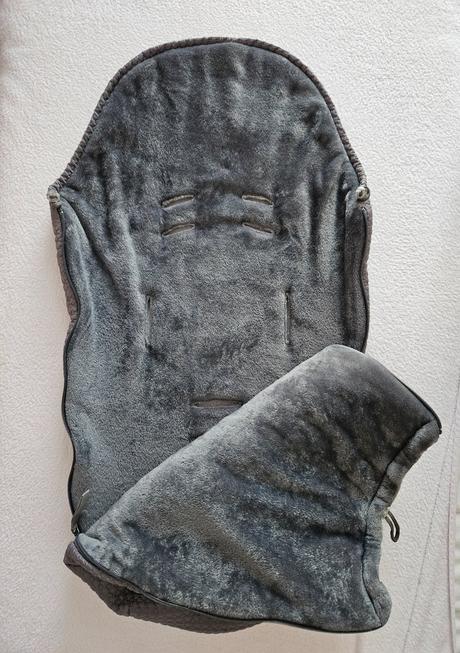 Pinkie prechodny fusak, pinkie