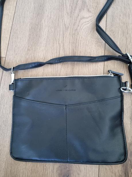 Čierna crossbody daniel hechter, 