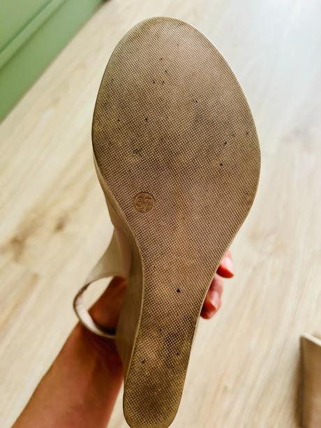 Krásne kožené sandálky značky lasocki, pc 55 eur, lasocki,37