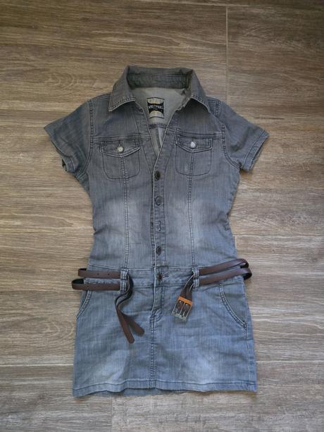 Rifľové šaty s, s