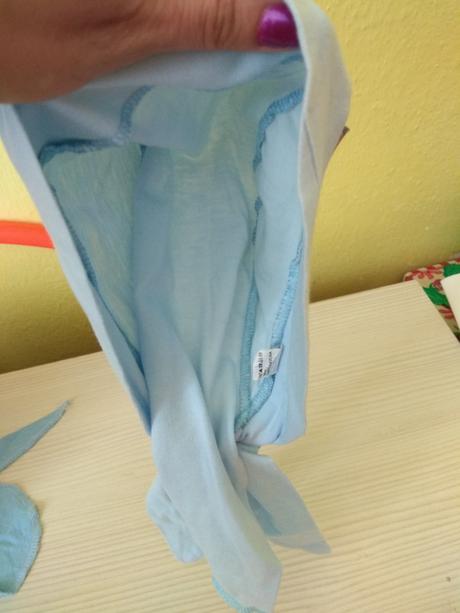 Bledomodra piratka, 80