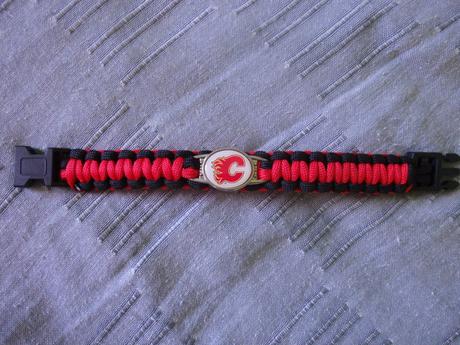 Náramok calgary flames,