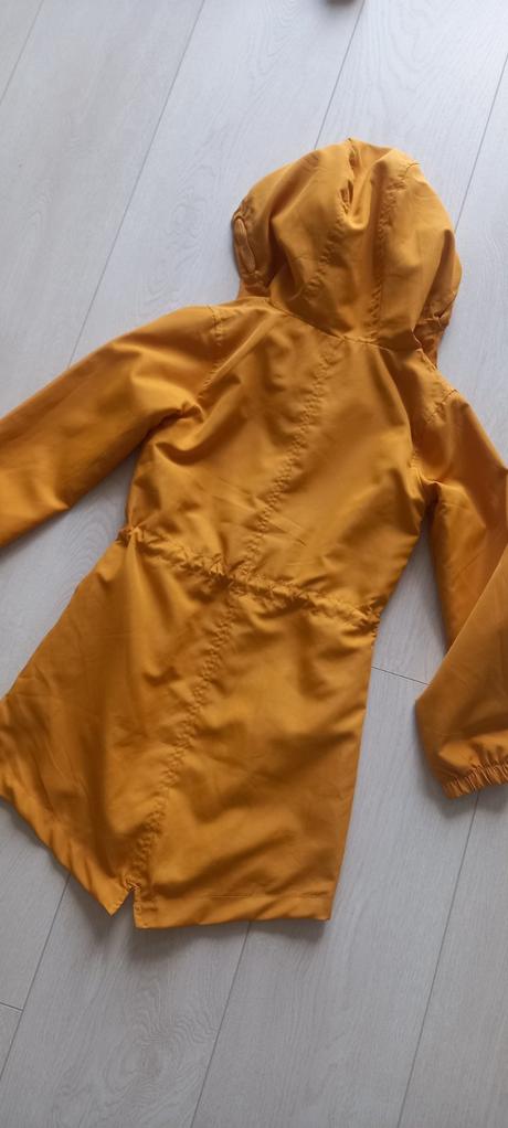 Tenká bunda pre dievča, 128