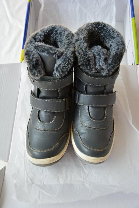 Teplé čižmy v super stave, protetika,35