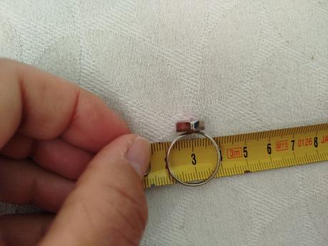 Prsteň s rodonitom,