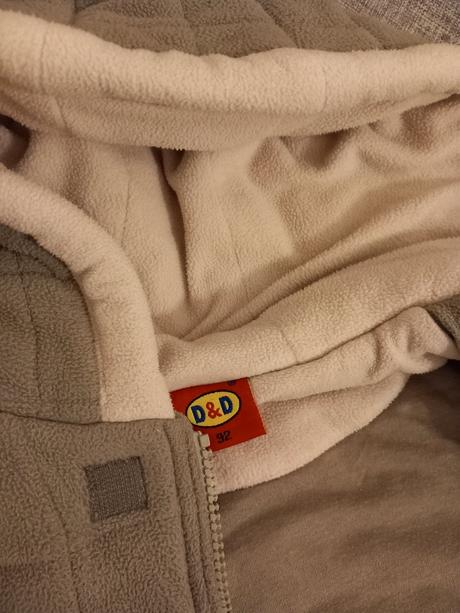 Teplá bundička, 92