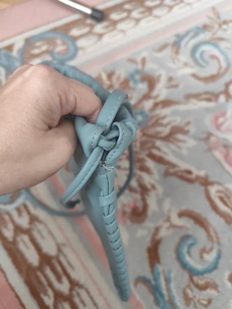 Šedomodrá kabelka, jenny fairy