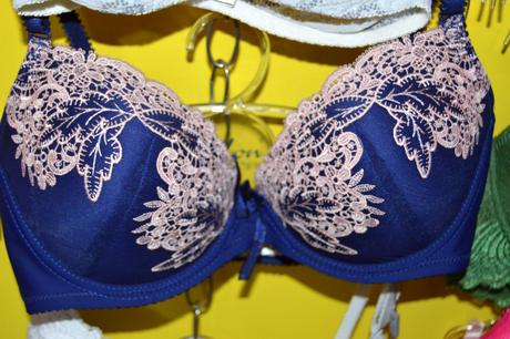 Dámska luxusná podprsenka, 80b / 80c / 85b / 85c