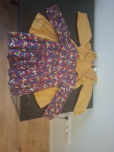 Predaj oblečenia, zara,56 / 98