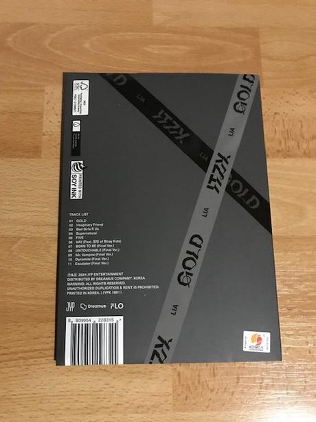 Itzy - gold (lia ver.), 