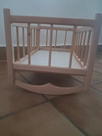Kolíska pre bábiky, 