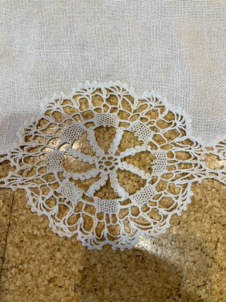 Háčkované obrusy, 