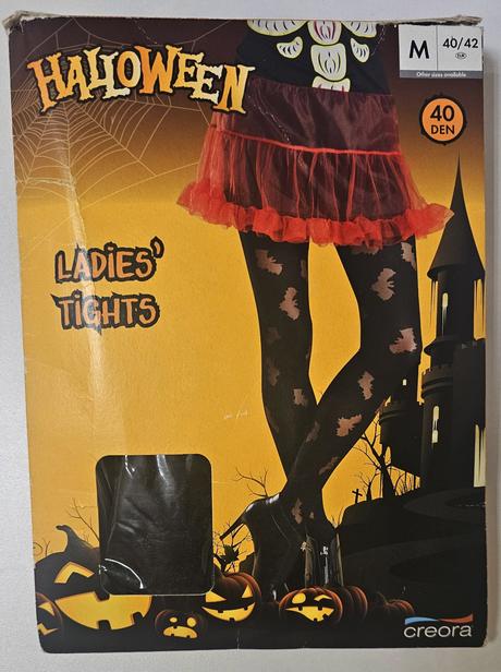 Halloweenské pančucháče, 40