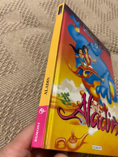 Krásna zberateľská kniha walt disney aladin, 