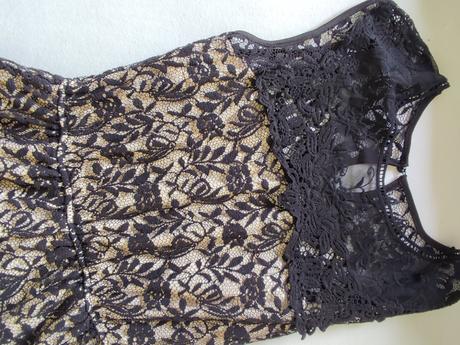 Príležitostné šaty, 36