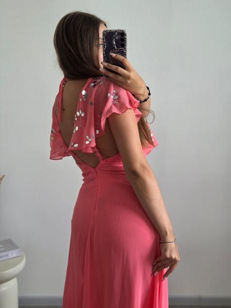 Spoločenské šaty asos s/m, s
