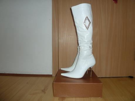 Biele svadobne čizmy, 37