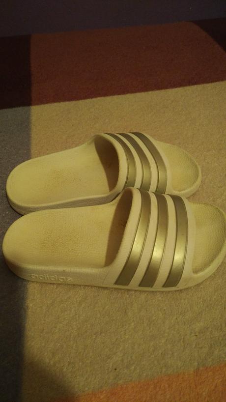 Šľapky, adidas,32