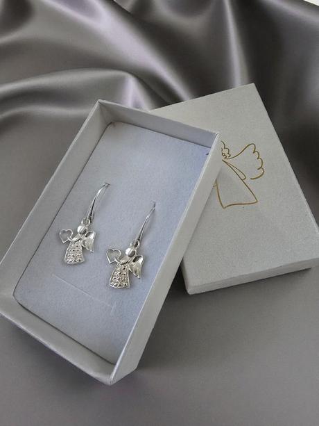 Strieborné náušnice anjelik,