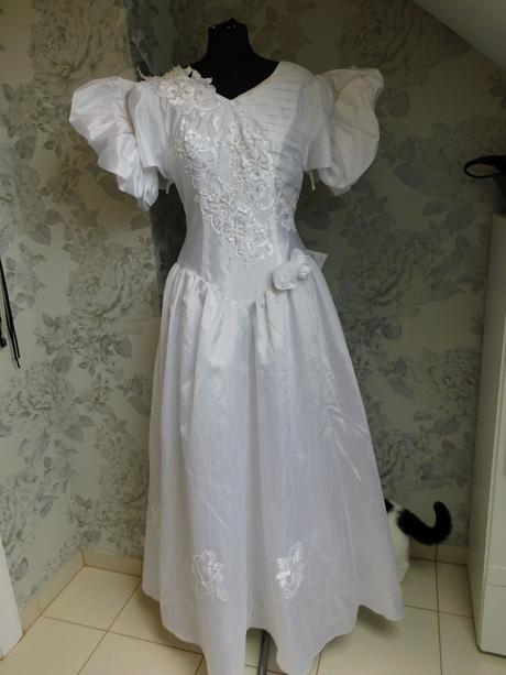 Luxusne svadobne vintage šaty, 40