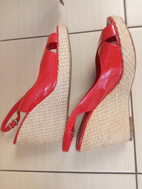 Korkové sandále, baťa,39