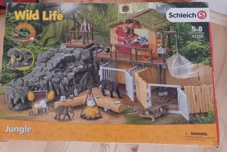 Schleich výskumná stanica divočina, 