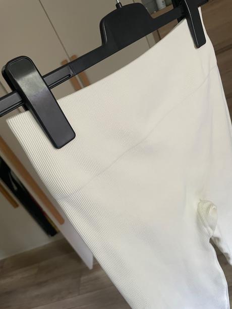 Štýlové krémové legíny 4f, l