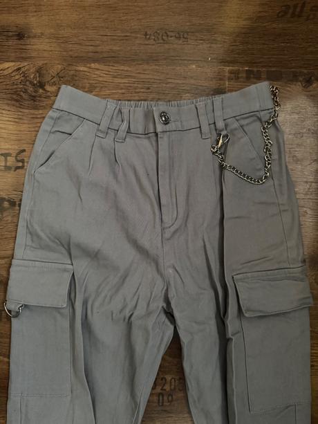 Kapsáče s retiazkou, reserved,152