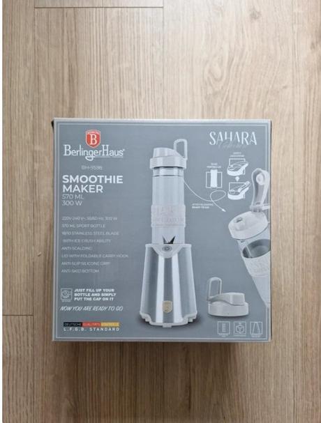 Smoothie maker s fľašou, 