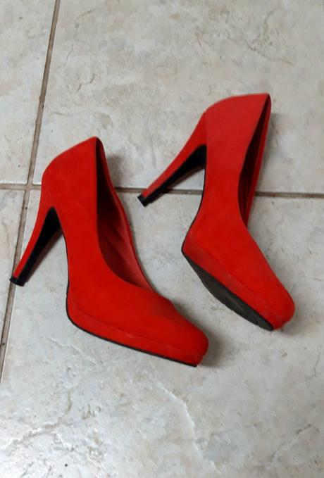 Červene lodicky 37, jennifer&jennifer,37