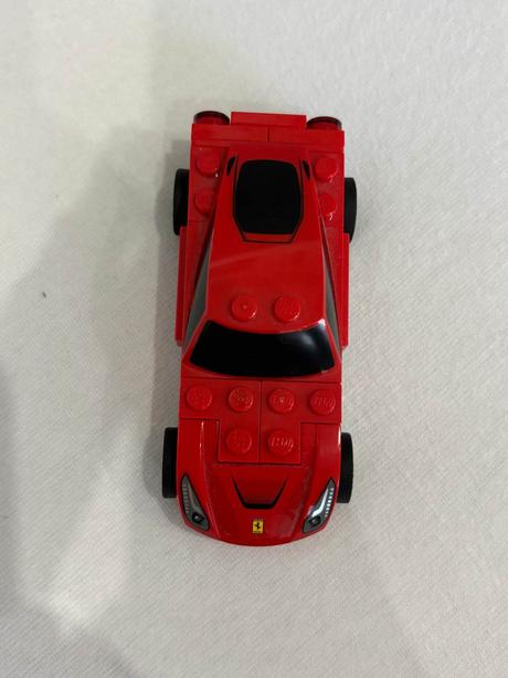 Lego červené auto, model 40191, 