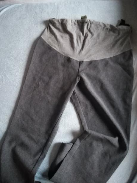 Tehotenské nohavice, 40