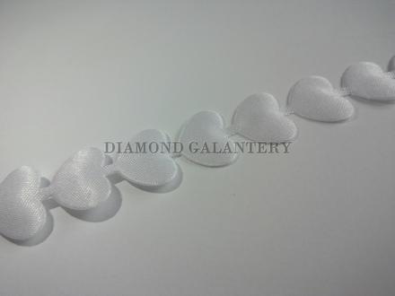 Ozdobná stuha srdiečka biele, 