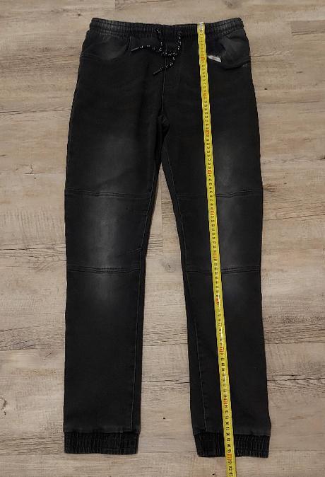 Čierne pánske jogger jeansy, m