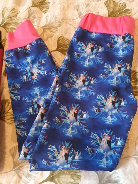 Softshellové nohavice, 122