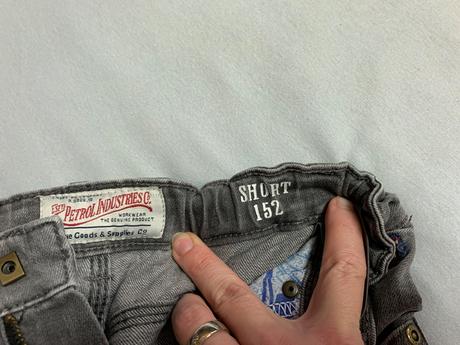 Riflové šortky, 152