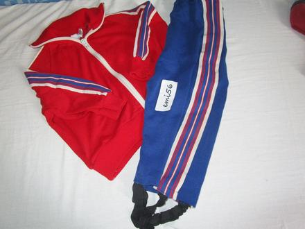 2320.  tepláková súprava, 98