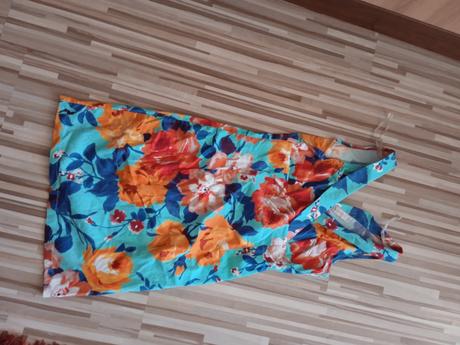 Predám damske šaty, 40