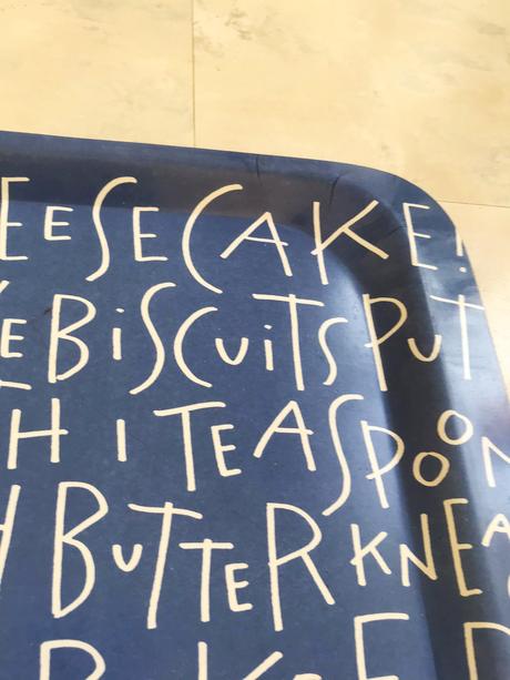 Veľký moderný podnos,