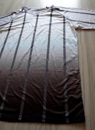 Pruhované biele športové tričko, v. l/xl/xxl, xl / xxl